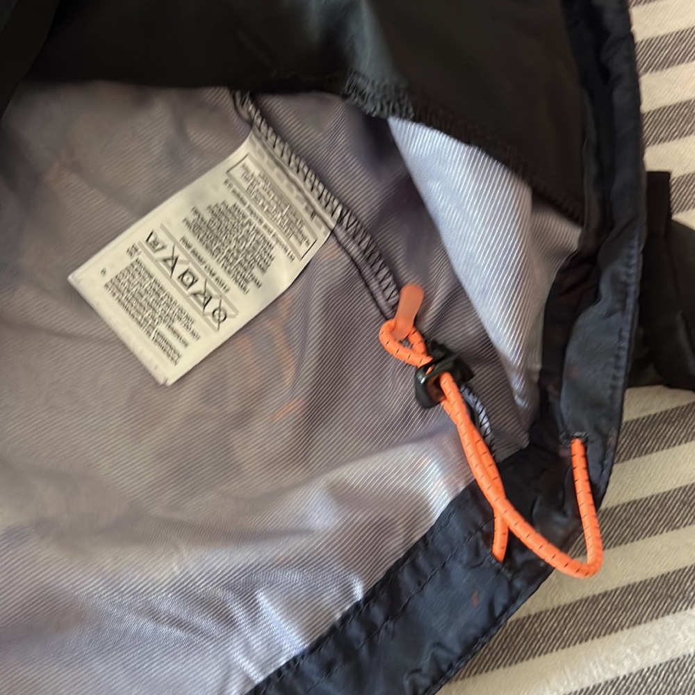 Adidas wind breaker - Picture 4 of 6